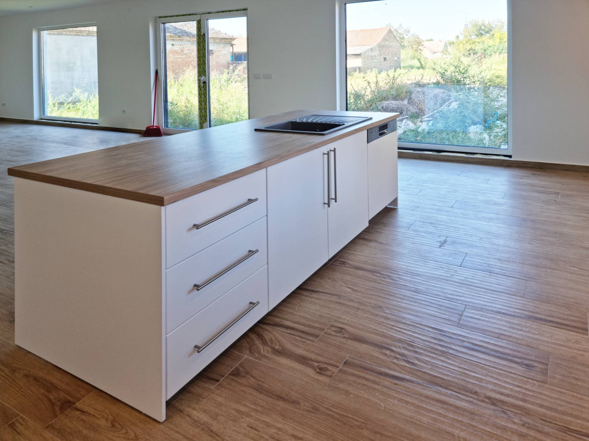 Kuhinje od drveta po meri Smederevo; Kuhinje od punog drveta Smederevo; Kuhinje od medijapana Smederevo; Kuhinje od iverice Smederevo